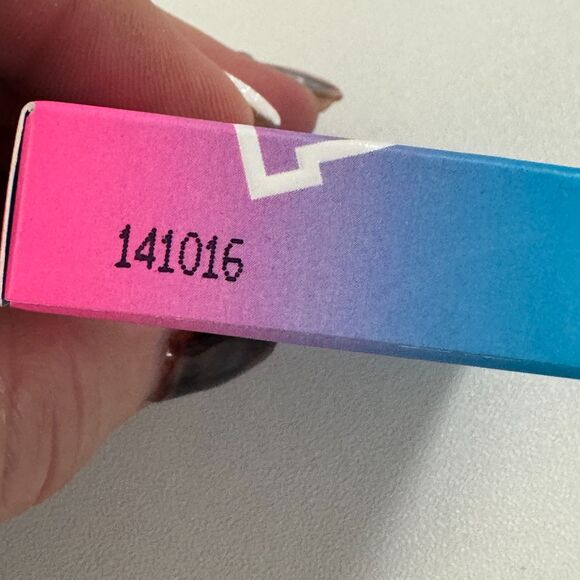 Models Own Myshadow Powder Eye Shadow Intense Color Ice Palace Matte 04 .07oz - Picture 5 of 6